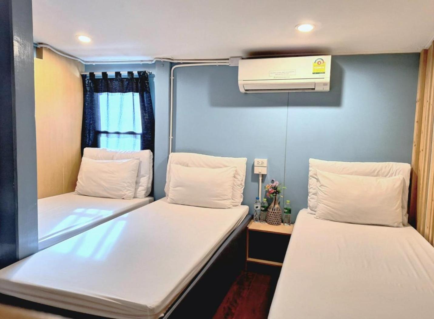Check-In My Hostel Bangkok Eksteriør bilde