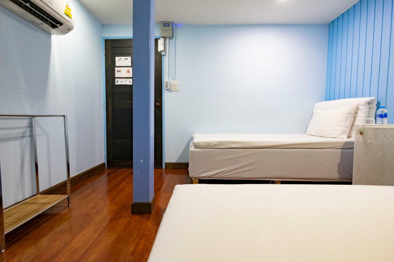 Check-In My Hostel Bangkok Eksteriør bilde